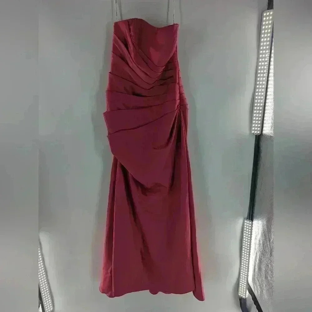 davids bridal Fushia Pink Strapless Prom Ball Gown Style Dress Size 10